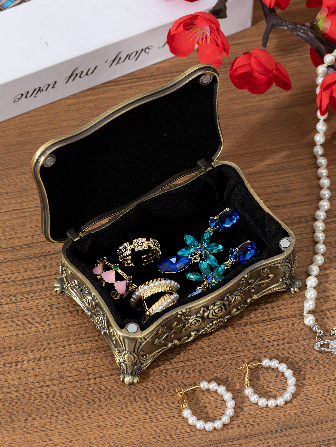 1Pc Vintage European-Style Zin – Luxury Lifestyle Rich Bewertung und Preis