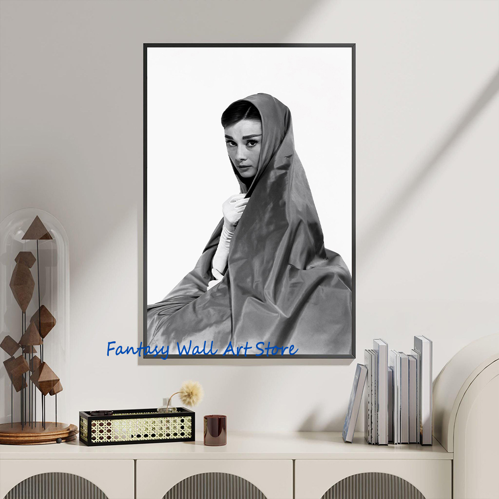 Audrey Hepburn Photography Ret – Luxury Lifestyle Japan Bewertung und Preis
